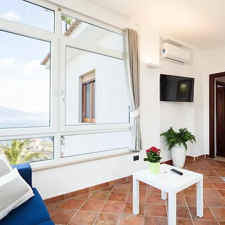 Angela With Private Pool And Sea View וילה *