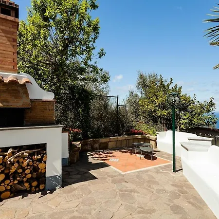 Angela With Private Pool And Sea View * סורנטו