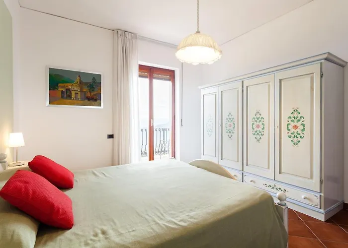 Villa Angela With Private Pool And Sea View Sorrento