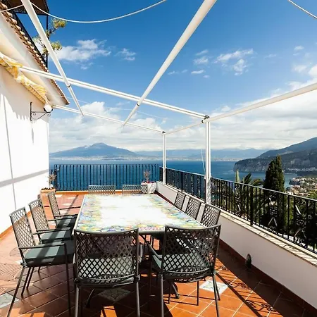 Villa Angela With Private Pool And Sea View *