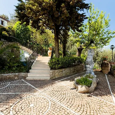 Villa Angela With Private Pool And Sea View Península Sorrentina