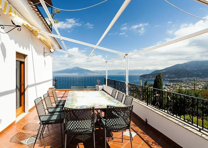 Villa Angela With Private Pool And Sea View *