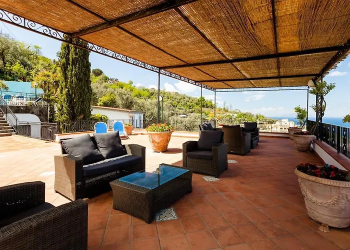 Angela With Private Pool And Sea View Villa Sorrente