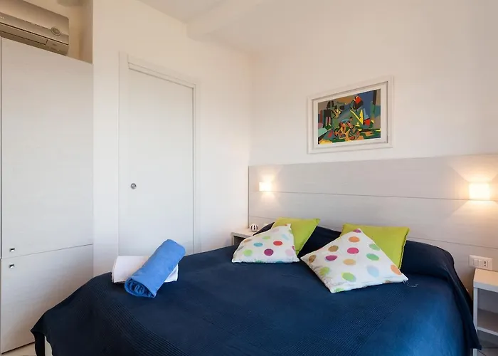 Angela With Private Pool And Sea View וילה