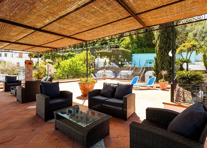 Angela With Private Pool And Sea View וילה *